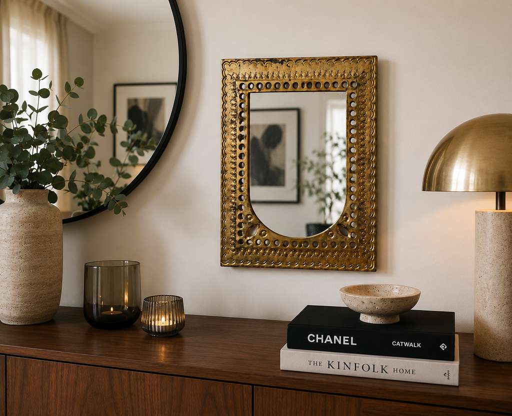 Miroir mural vintage en laiton repoussé – Années 60/70