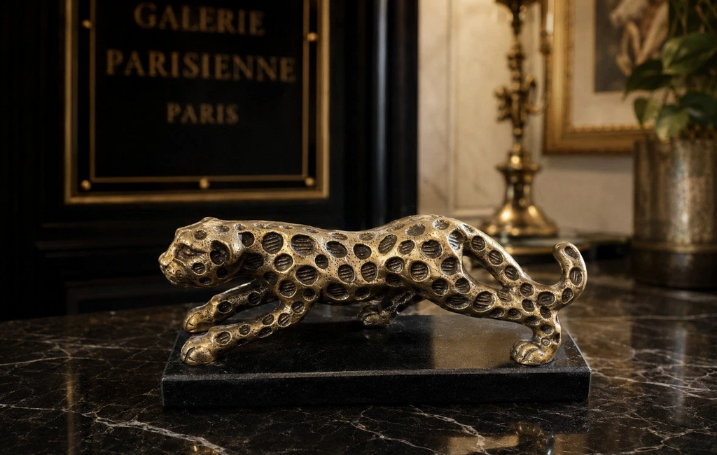 Léopard décoratif doré patiné — Socle effet pierre noir, style Art Déco, L. 24 cm