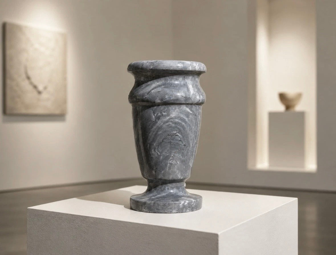 Vase en marbre Bardiglio gris italien vintage / Italian Marble Vase