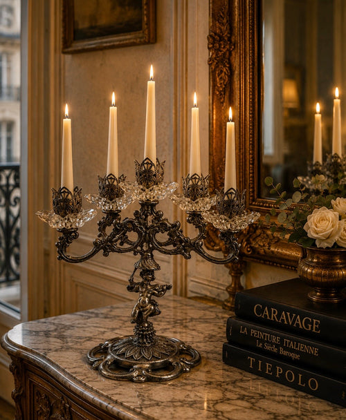 Candélabre Vintage à 5 Lumières – Chérubin & Cristal Facetté – Style Baroque
