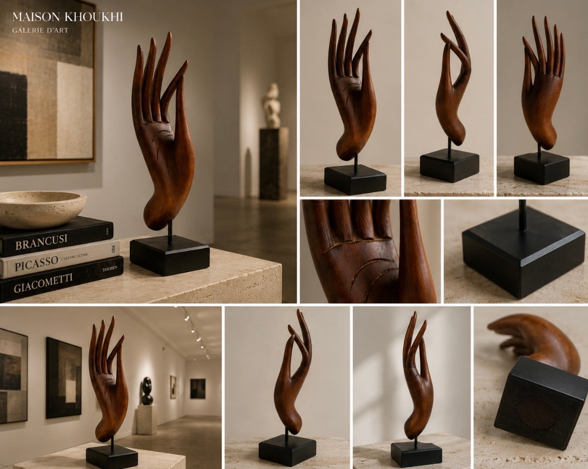 Main décorative sculptée en bois – 42 cm