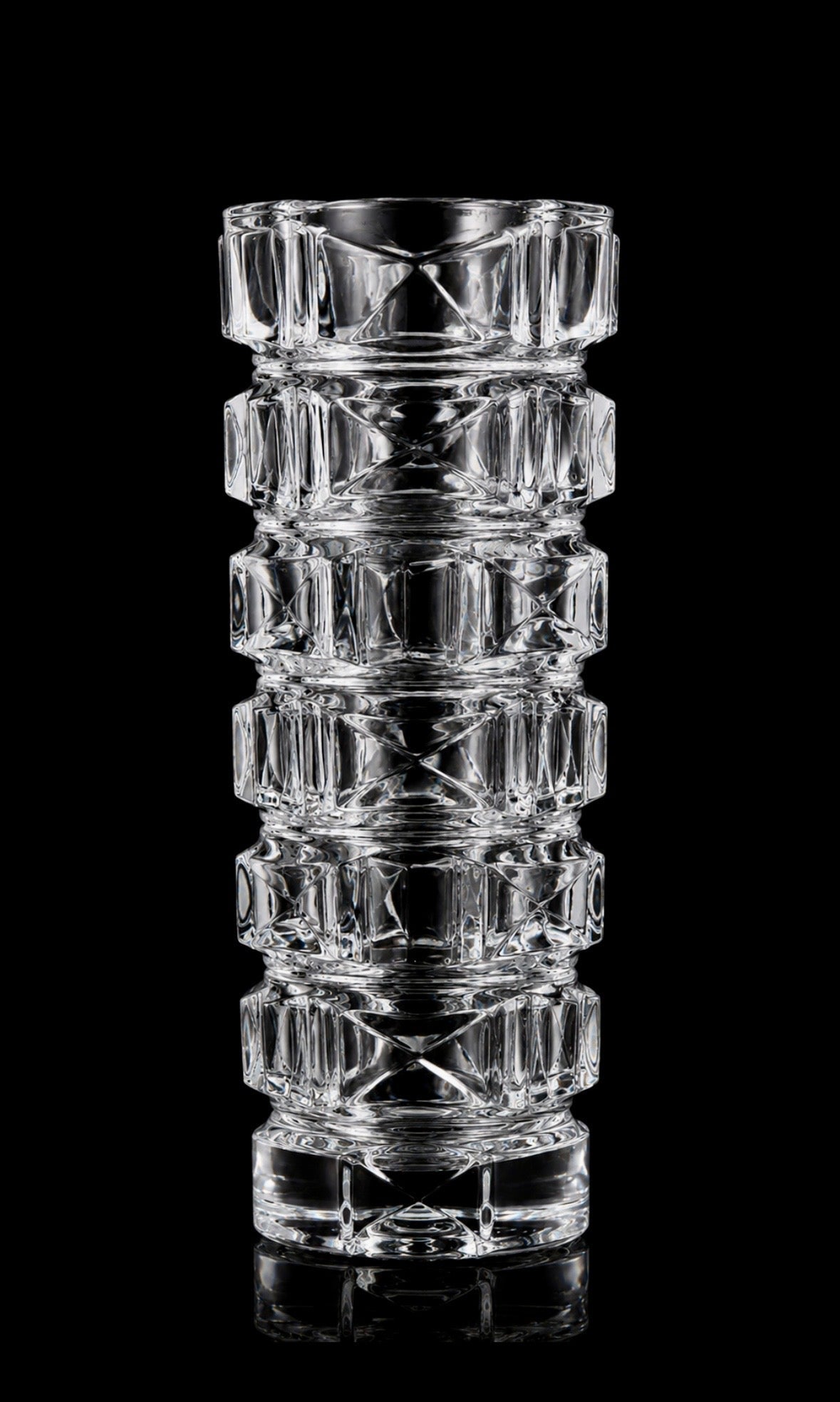 Vase vintage en cristal taillé – 22 cm