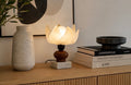 Lampe vintage fleur – Verre dépoli, bois tourné et marbre
