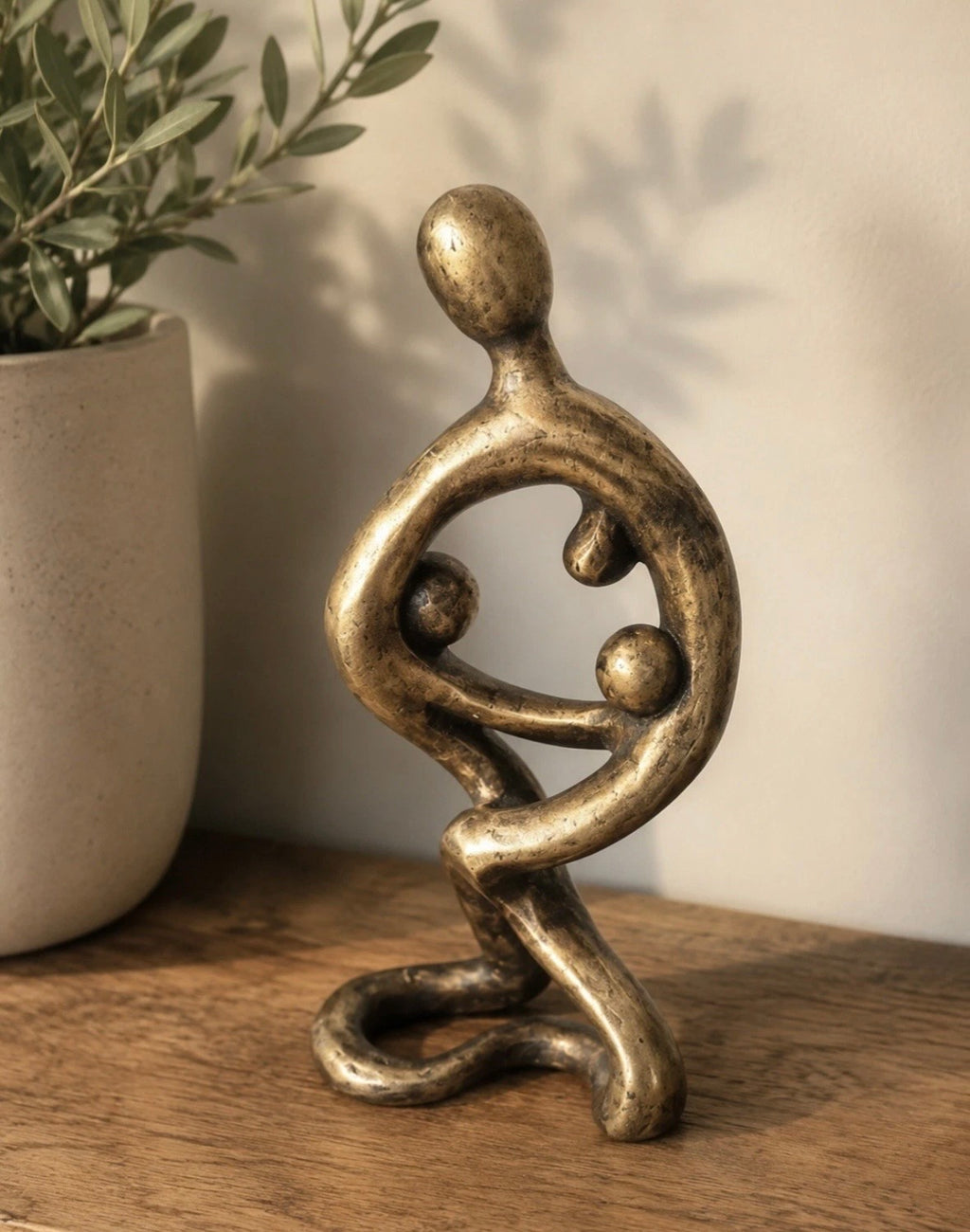 Sculpture abstraite « Famille » — Effet bronze patiné, style Art Déco moderne, H. 19 cm