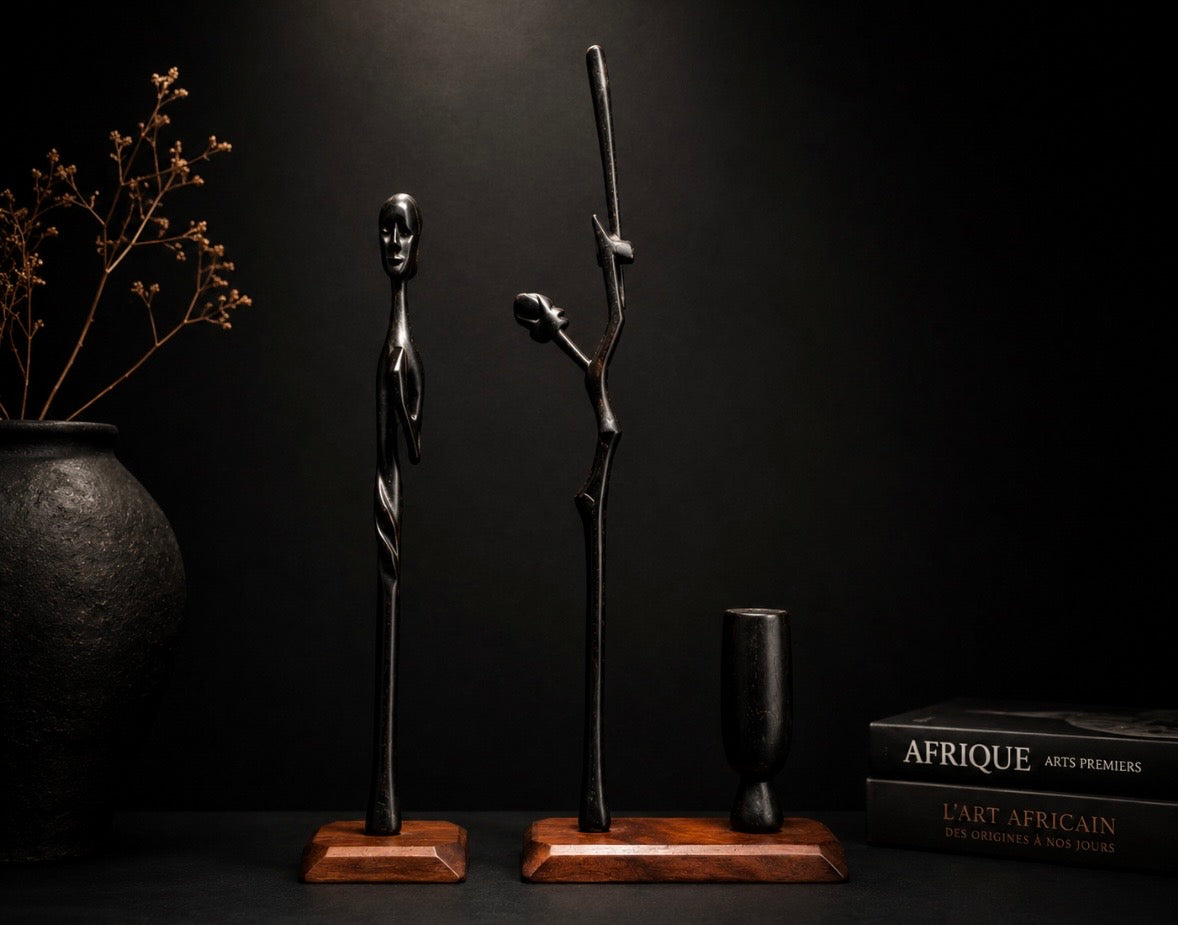 Duo de statues Massaï en bois d'ébène avec vase – Art africain sculpté