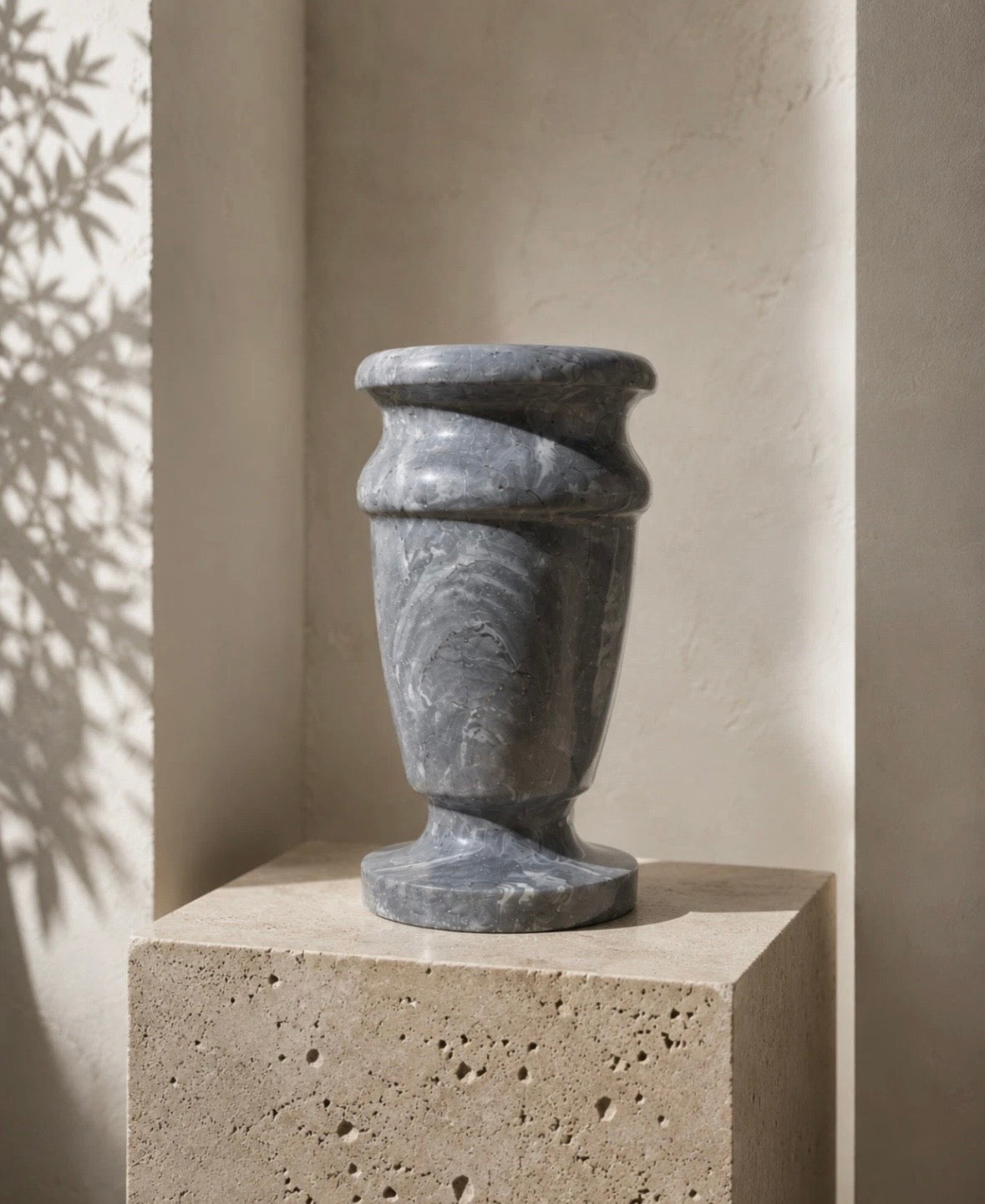 Vase en marbre Bardiglio gris italien vintage / Italian Marble Vase