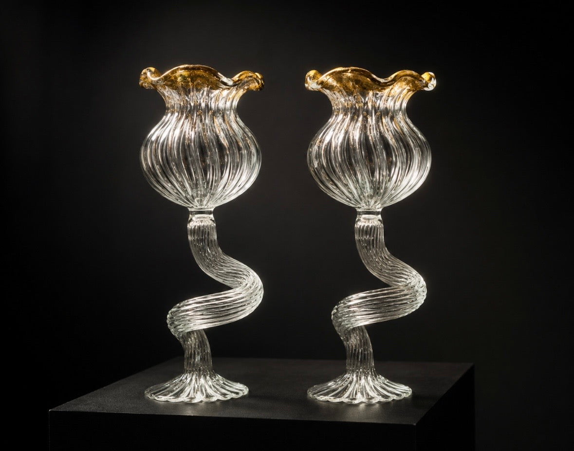 Paire de bougeoirs en verre de Murano soufflé – Feuille d'or – Italie, années 1960-1970