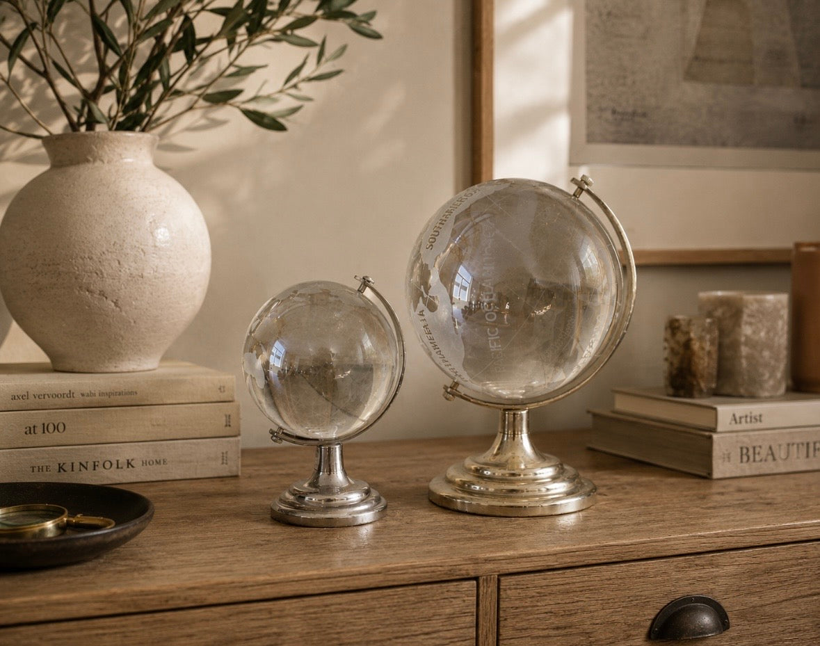 Globe terrestre décoratif en verre gravé – Lot de 2