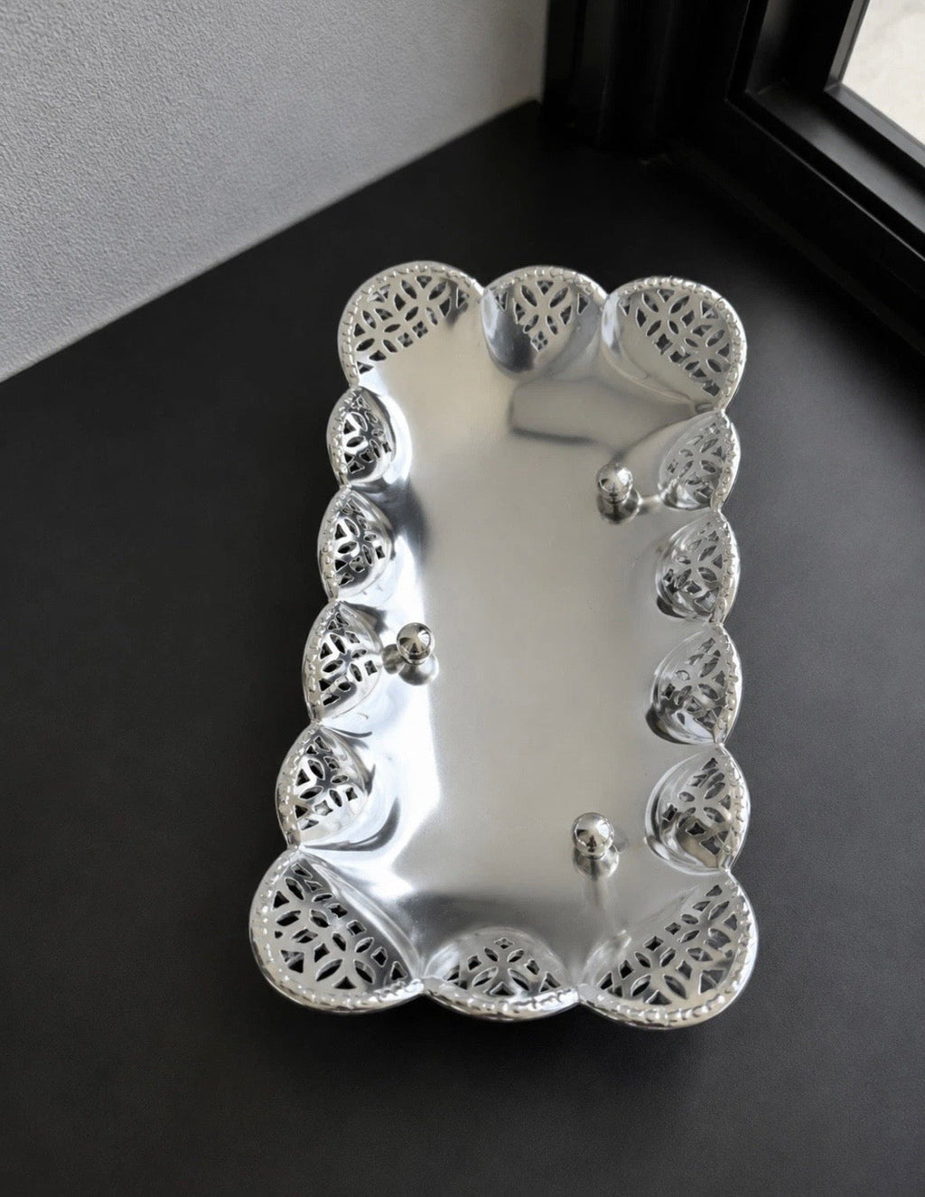 Panier Bonbon Argenté Vintage – Vintage Silver Candy Basket