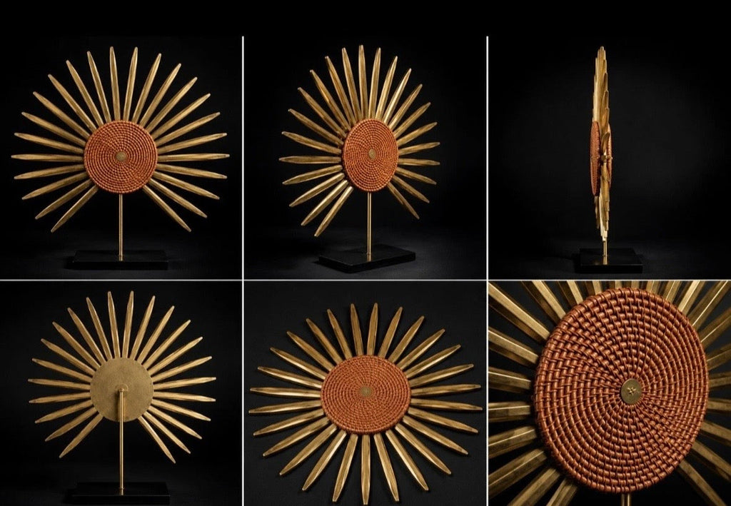Sculpture Soleil Dorée sur Socle Style Années 70 – 70s Sunburst Sculpture