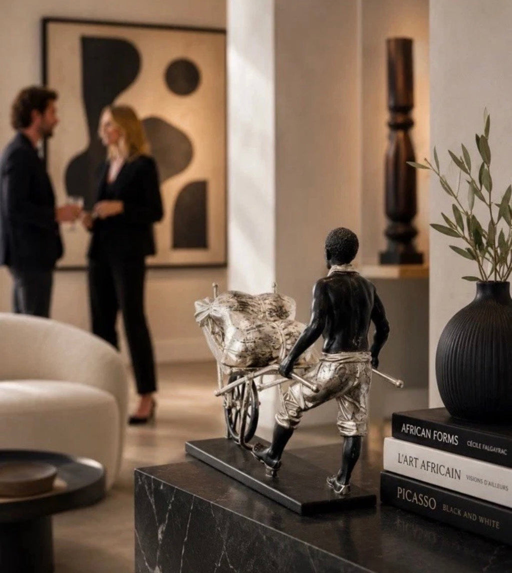 Sculpture Africaine Porteur à la Brouette Vintage 70s-80s — NK Curated Finds